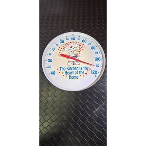 10" Vintage Thermometer "The Kitchen Is The Heart Of The Home" Made In Hong Kong